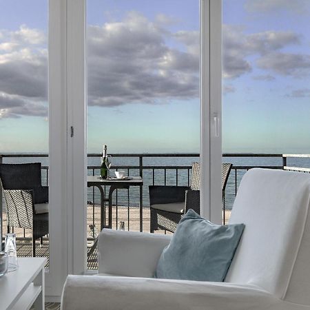Mein Strandhaus - Hotel, Restaurant & Schwimmbad ティメンドルファー・シュトラント エクステリア 写真